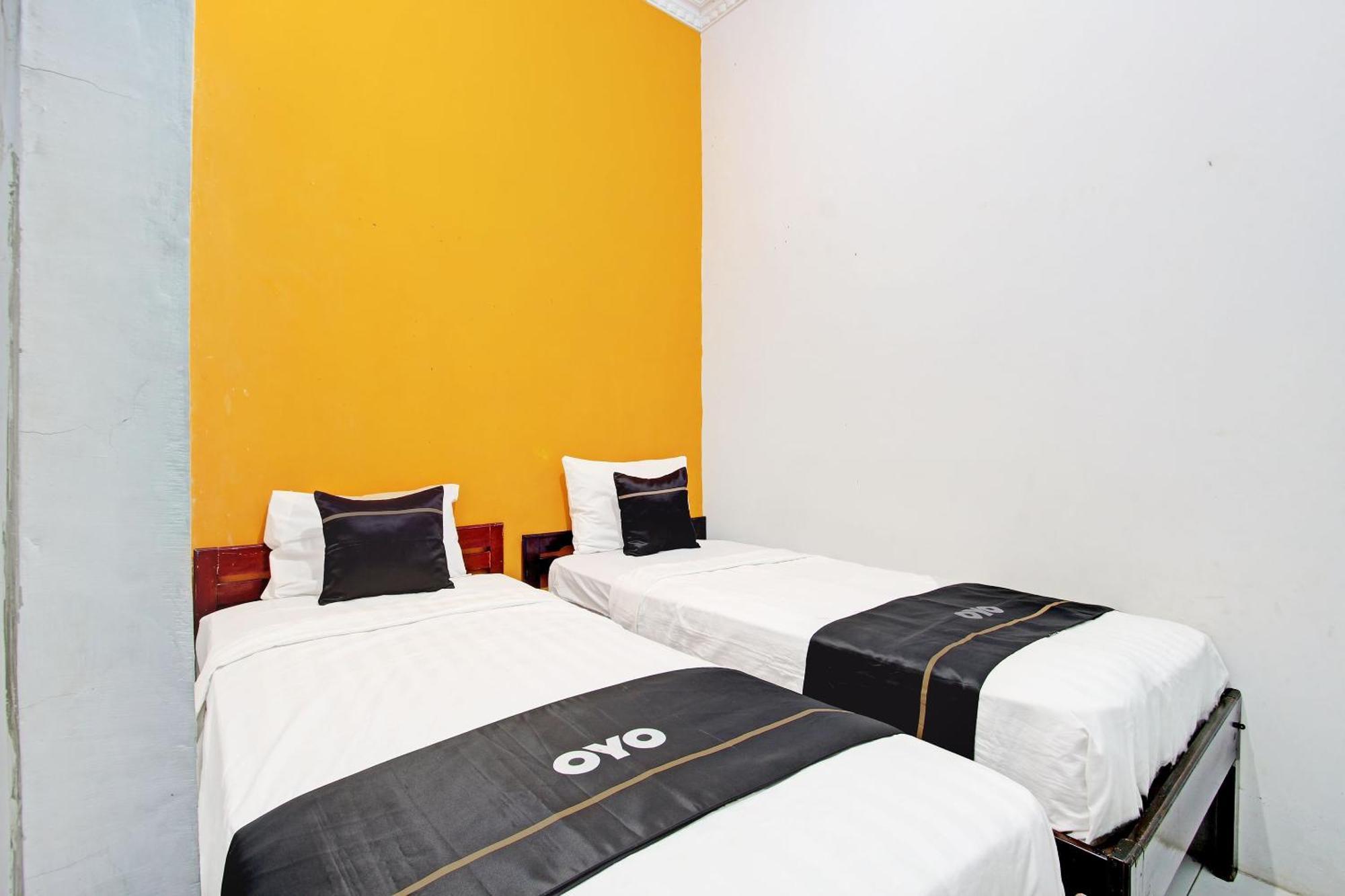 Capital O 92929 Hotel New Tirta Kencana Syariah Tegal  Esterno foto
