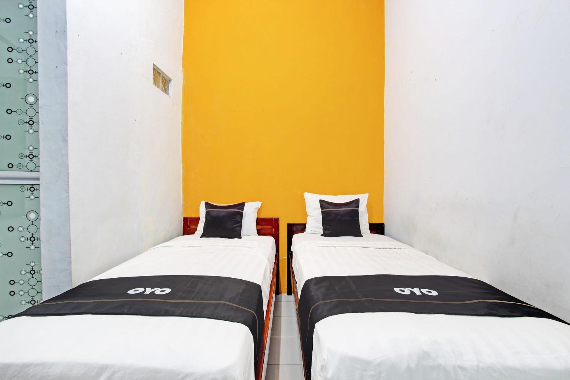 Capital O 92929 Hotel New Tirta Kencana Syariah Tegal  Esterno foto