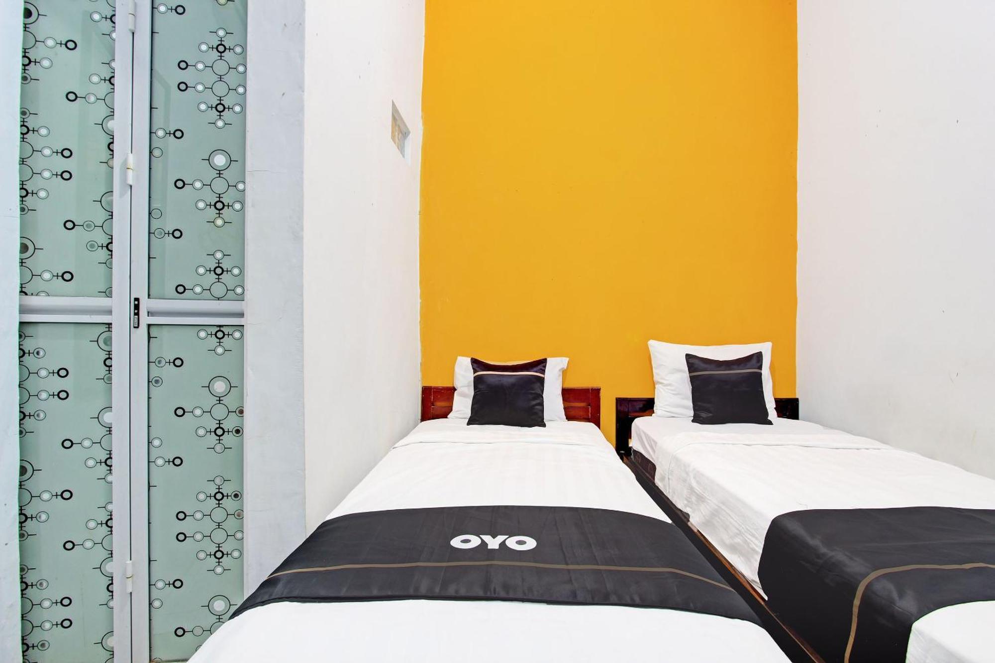 Capital O 92929 Hotel New Tirta Kencana Syariah Tegal  Esterno foto