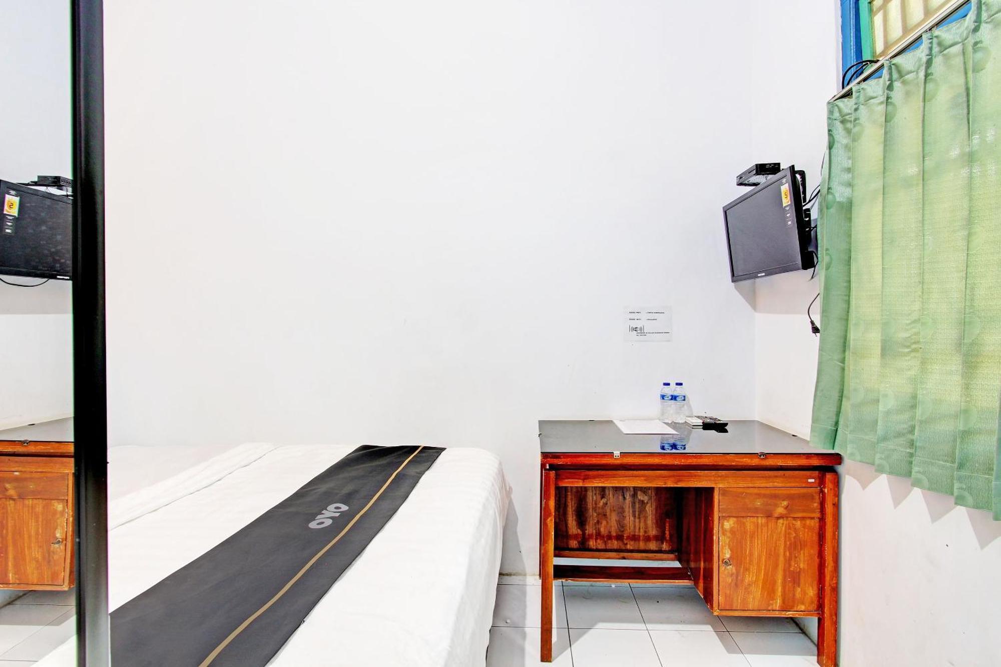 Capital O 92929 Hotel New Tirta Kencana Syariah Tegal  Esterno foto